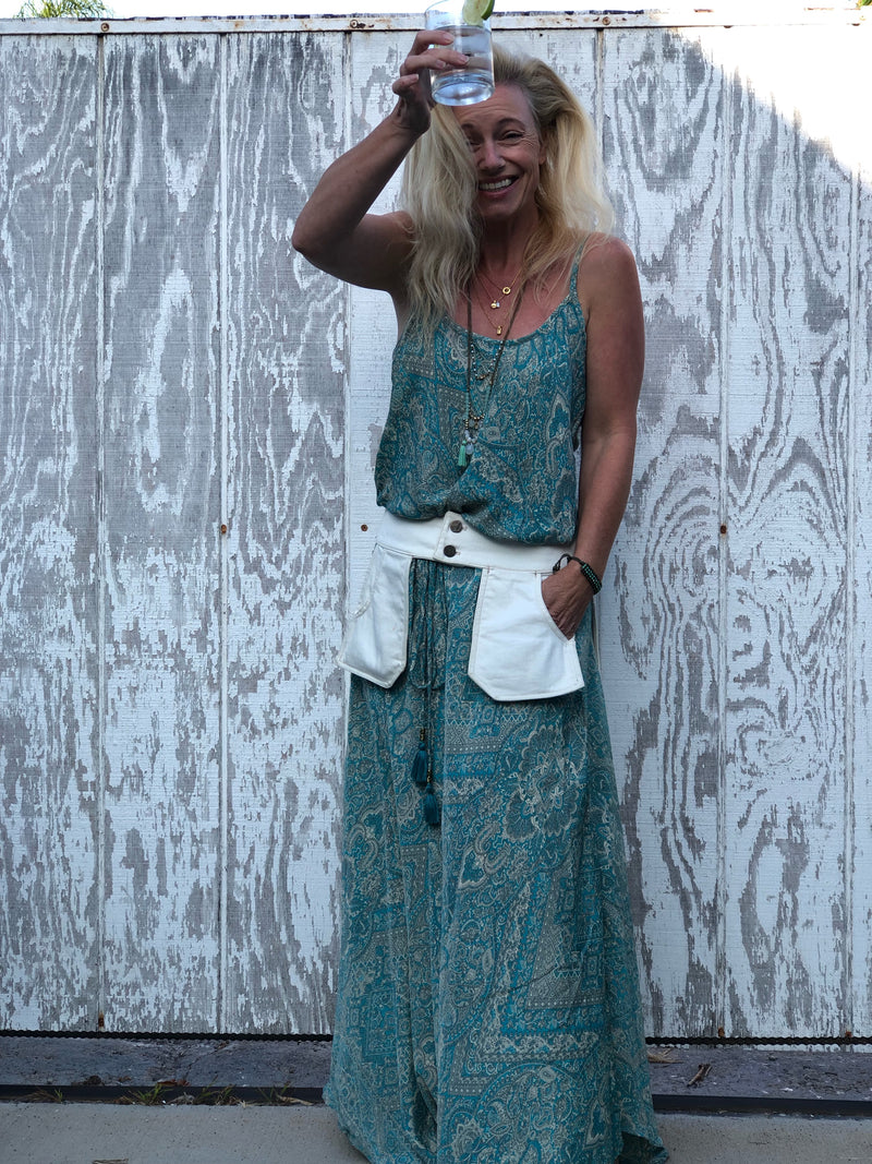 Denim Pocket Belt: Meredith style in White