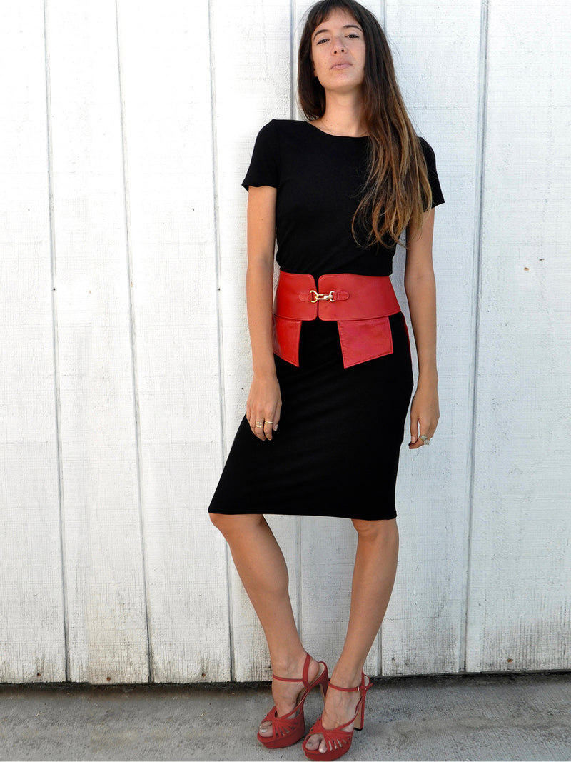 Boardroom Pocket Belt in Lipstick Red Alexa Stone Boardroom Pocket Belt in Lipstick Red Alexa Stone